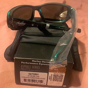 Harley-Davidson Wiley-x HATOR01 sunglasses for riding with foam brand New!